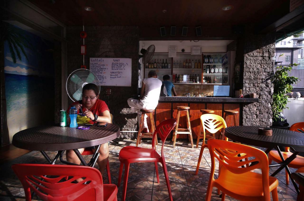 Stay Malate Манила Экстерьер фото