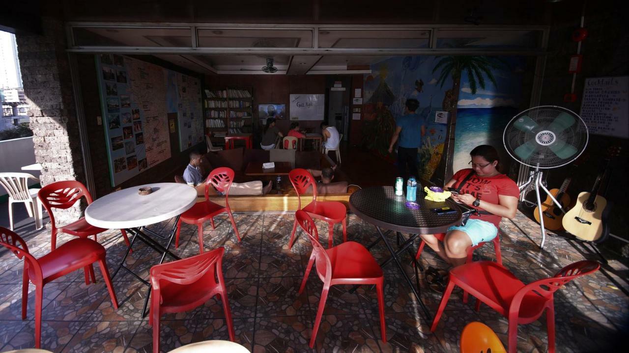 Stay Malate Манила Экстерьер фото
